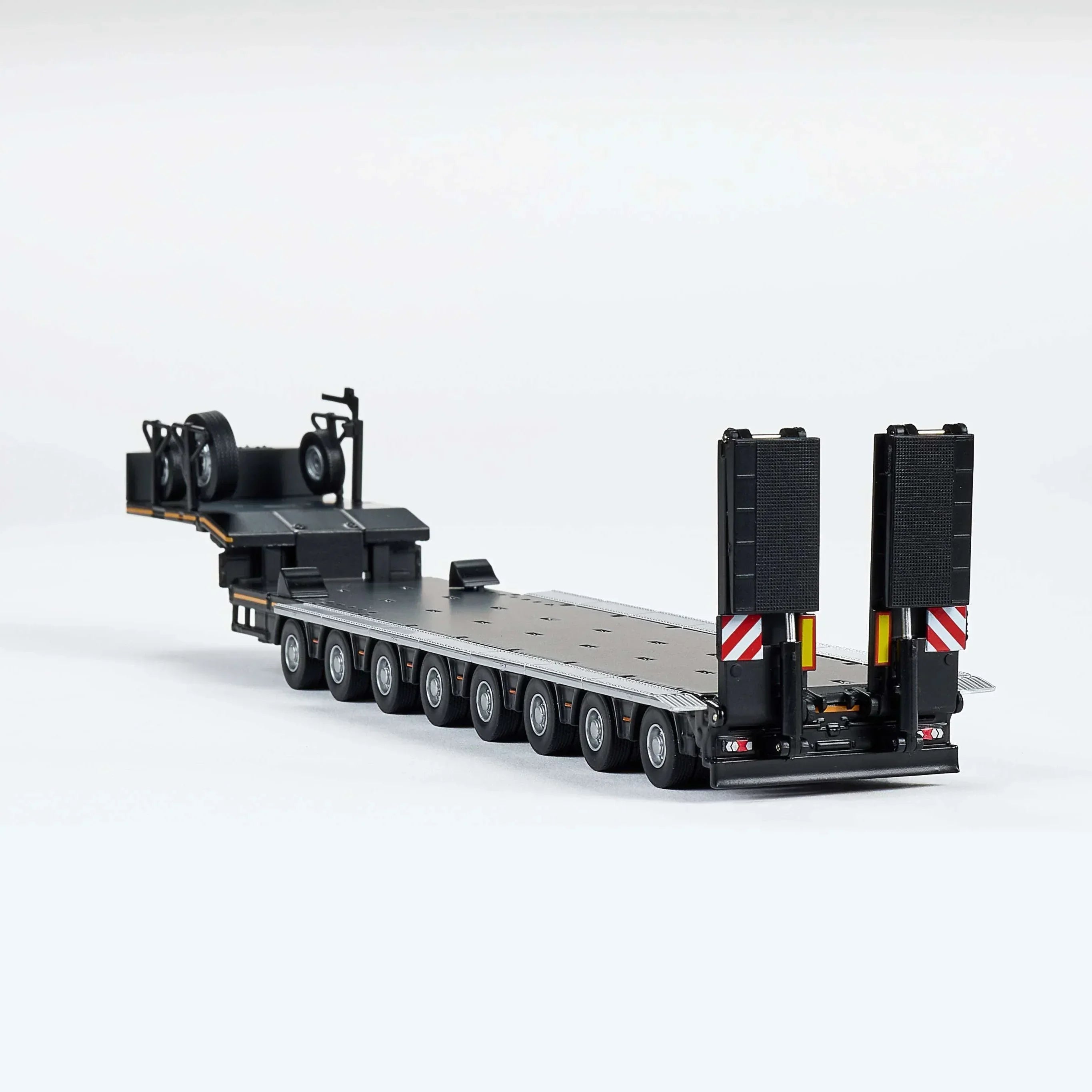 Premium scale diecast model car – Scania Eight-Axis Semi-Low Deck Trailer, 1:64 Scale (Black) Collectible