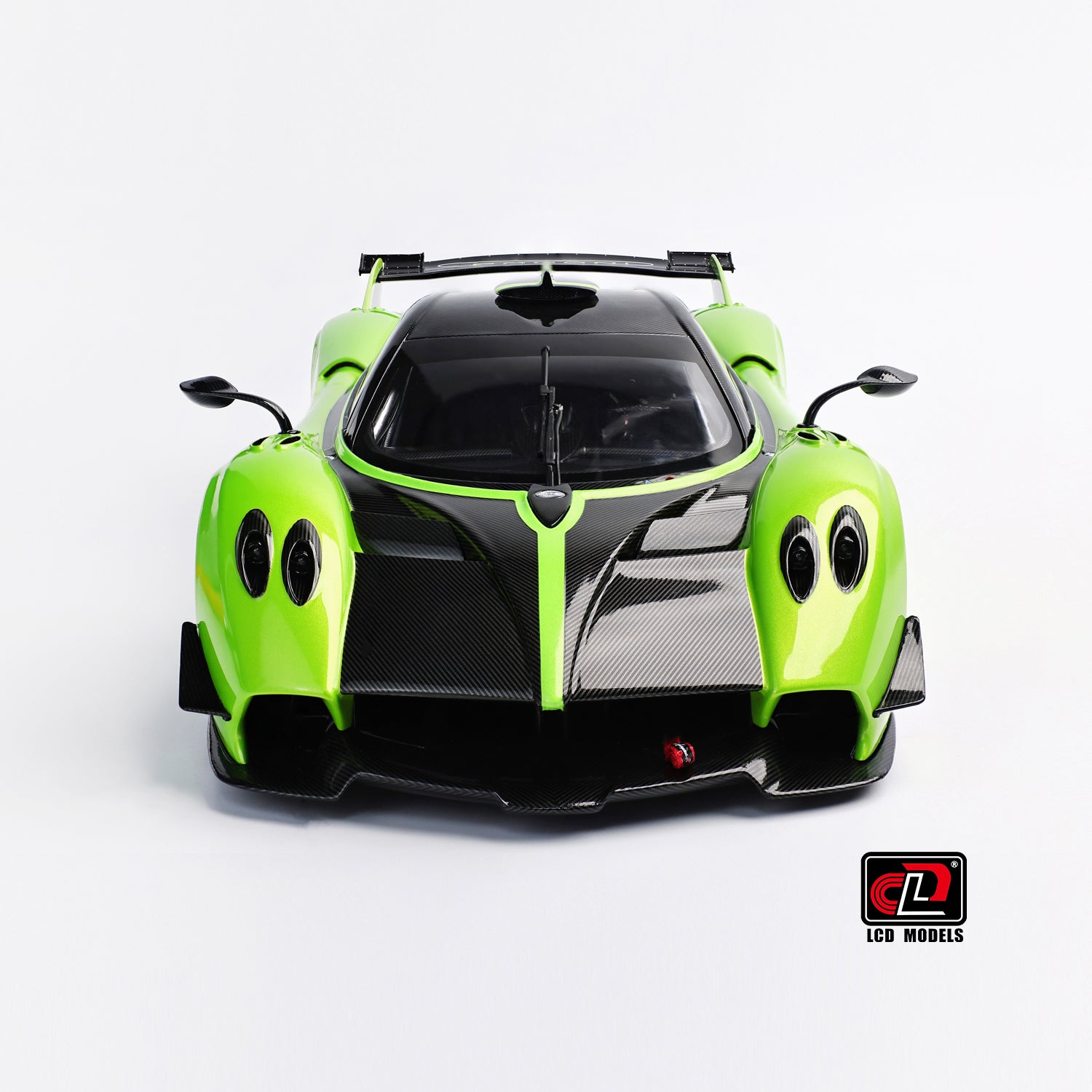 Premium scale diecast model car – Pagani Huayra R, 1:18 Scale (Green) Collectible