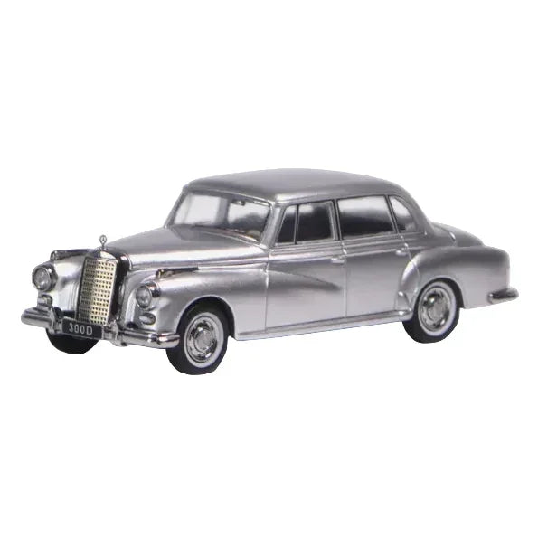 Premium scale diecast model car – Mercedes-Benz 300D 1959, 1:64 Scale (Silver) Collectible