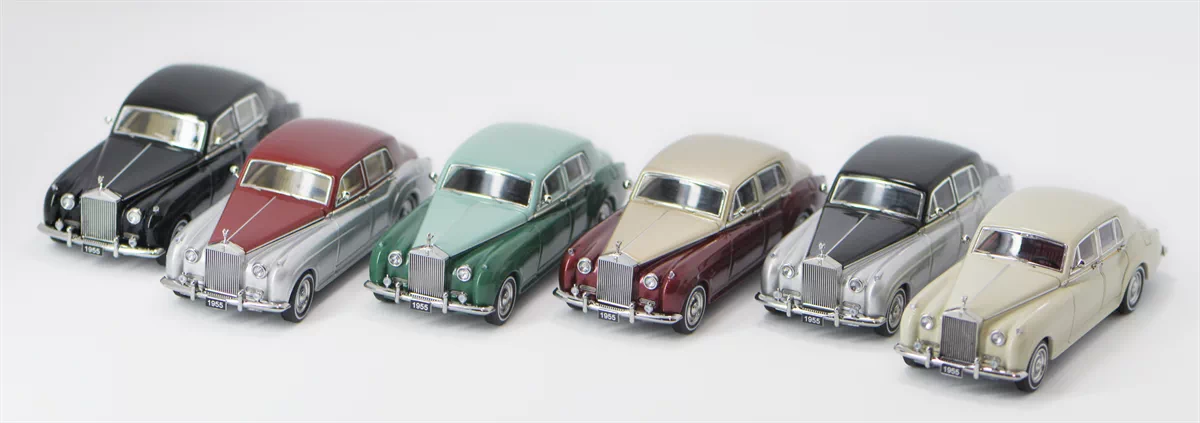 Premium scale diecast model car – Rolls Royce Silver Cloud 1955, 1:64 Scale (Ivory) Collectible