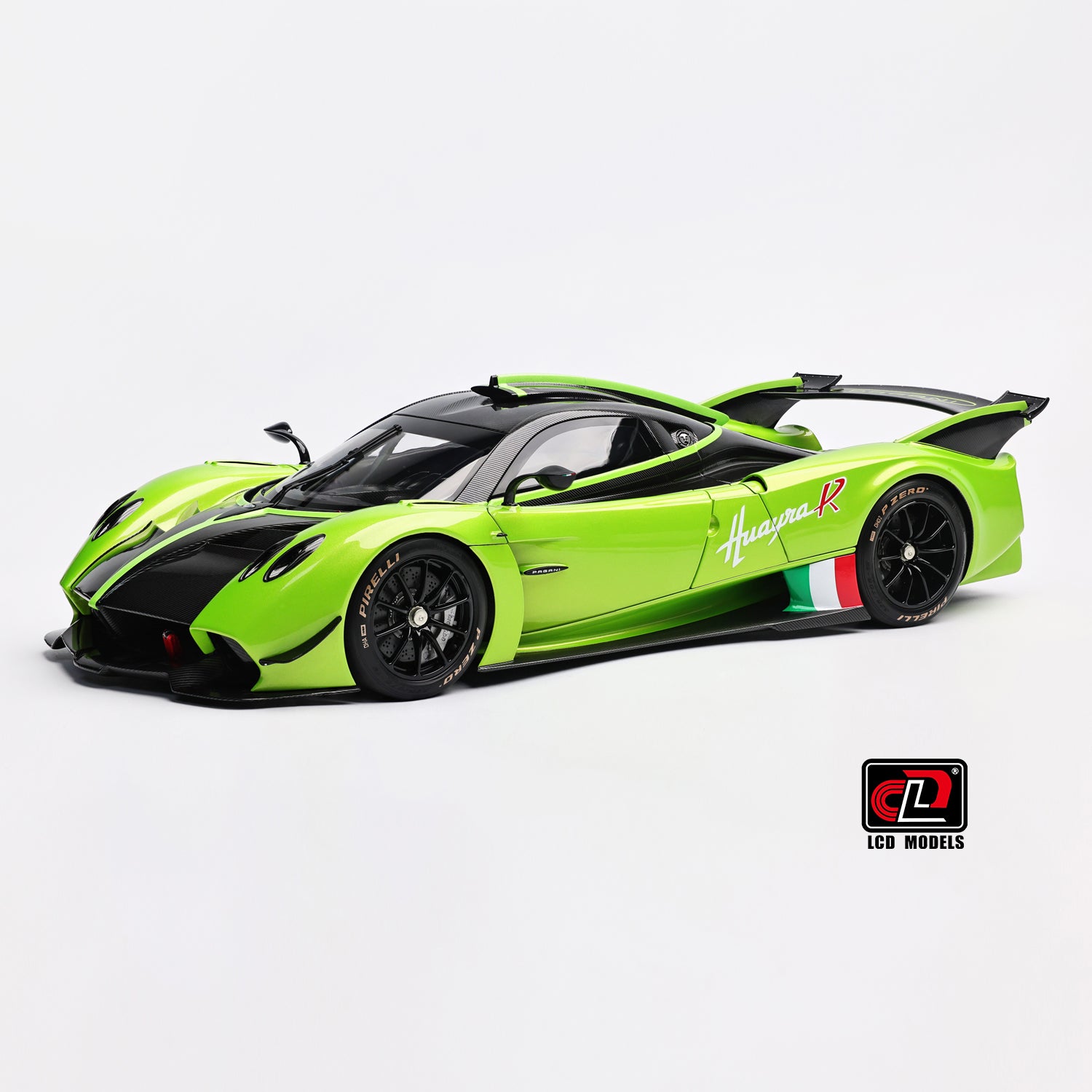 Premium scale diecast model car – Pagani Huayra R, 1:18 Scale (Green) Collectible