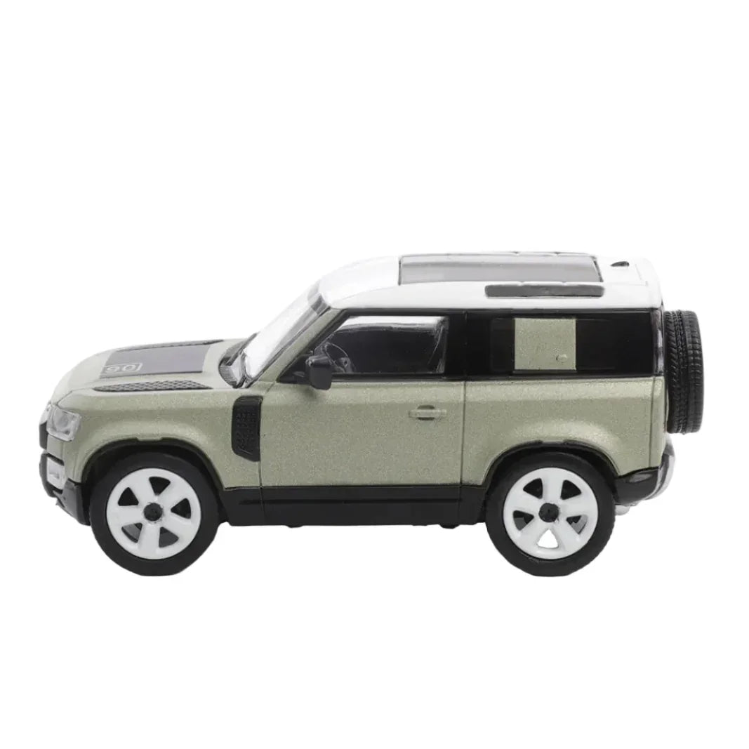 Premium scale diecast model car – Land Rover Defender 90, Scale 1:64 (Green) Collectible