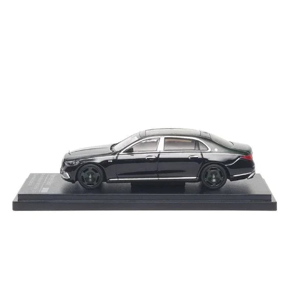 Premium scale diecast model car – Mercedes-Benz Maybach S 680 V12 Edition - 2025, 1:64 Scale (Olive Metallic / Obsidian Black) Collectible