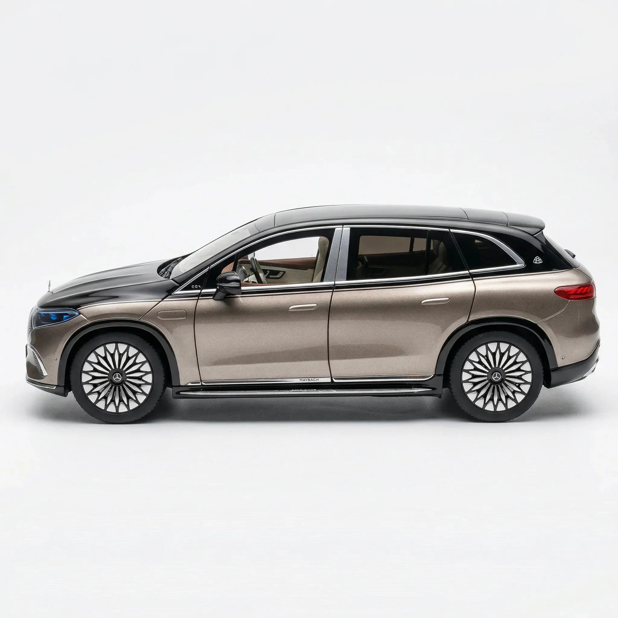 Premium scale diecast model car – Mercedes-Maybach EQS SUV, 1:18 Scale (Brown-onyxblack) Collectible