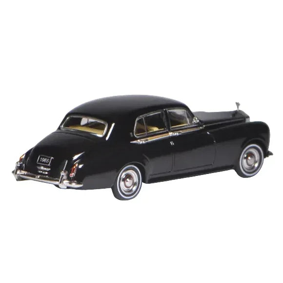 Premium scale diecast model car – Rolls Royce Silver Cloud III 1965, 1:64 Scale (Black) Collectible