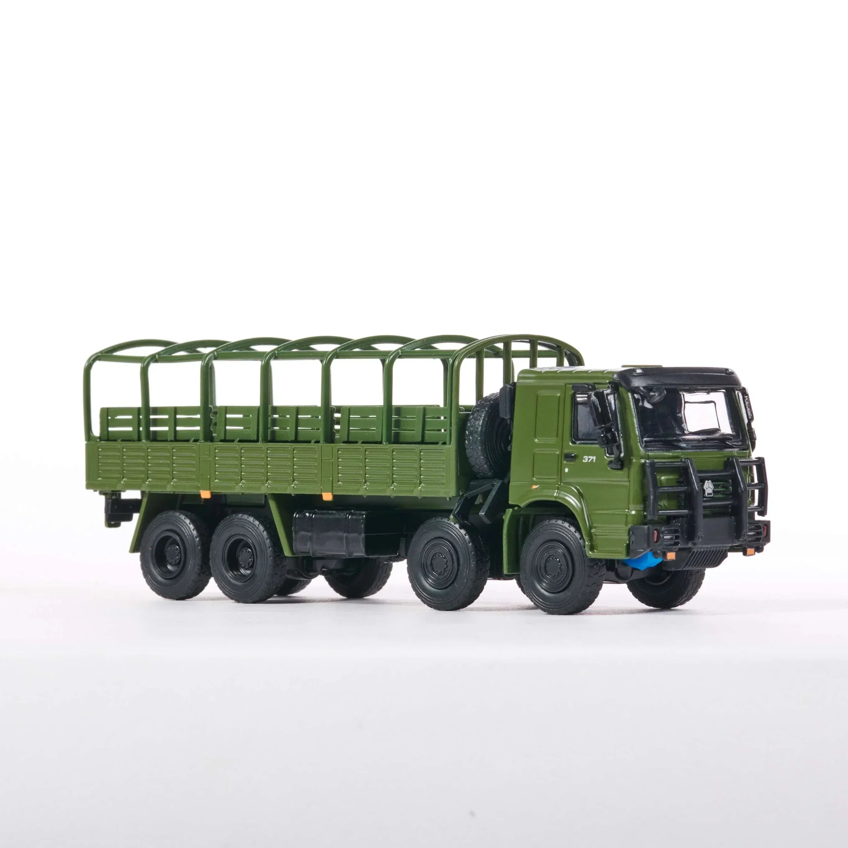 Premium scale diecast model car – Howo 1006 Military Truck, 1:64 Scale (Army Green) Collectible