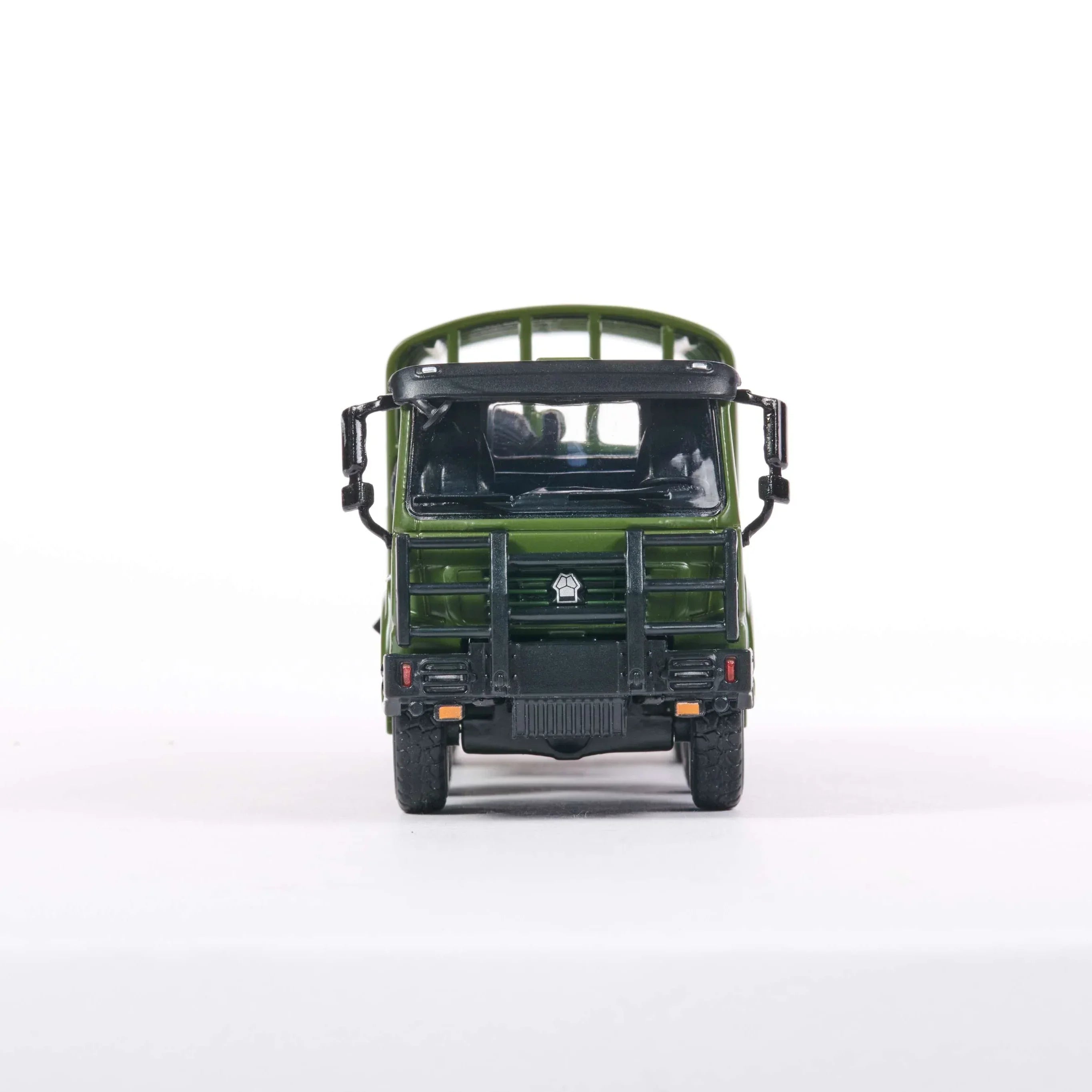 Premium scale diecast model car – Howo 1006 Military Truck, 1:64 Scale (Army Green) Collectible