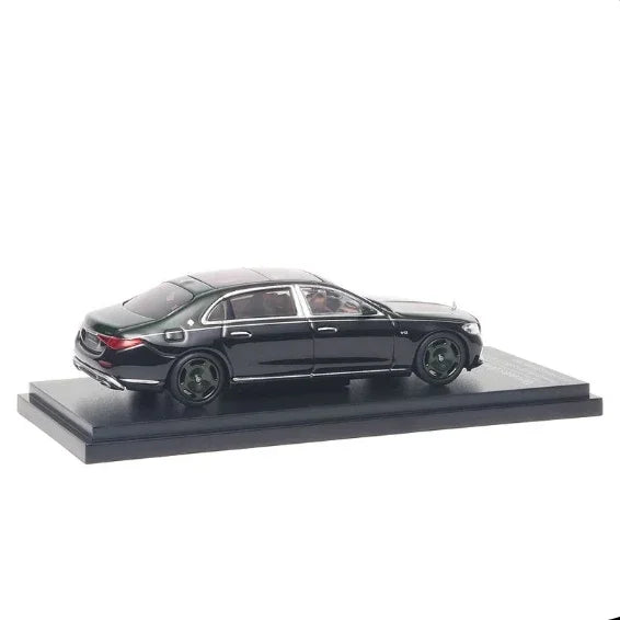 Premium scale diecast model car – Mercedes-Benz Maybach S 680 V12 Edition - 2025, 1:64 Scale (Olive Metallic / Obsidian Black) Collectible
