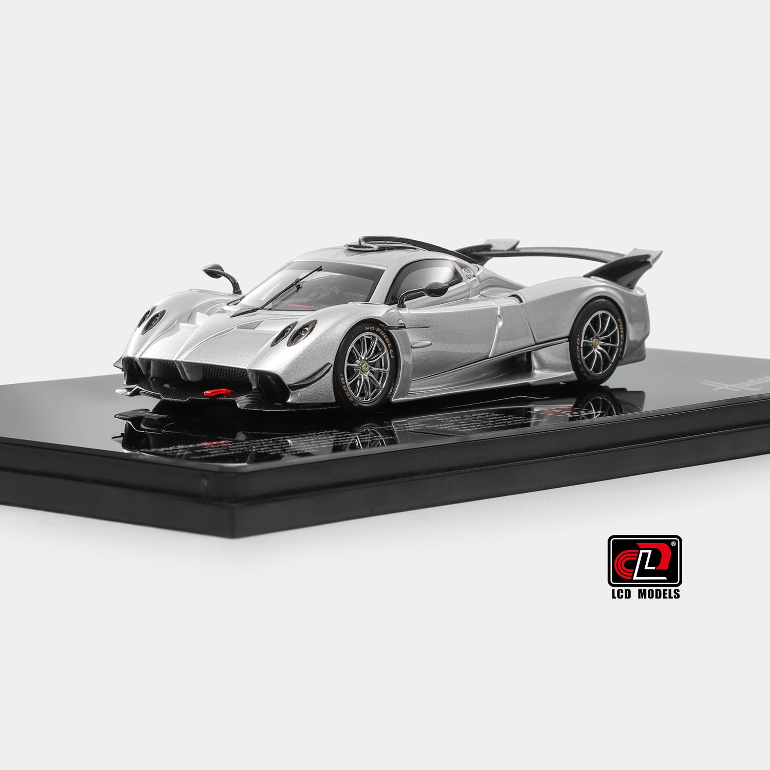 Premium scale diecast model car – Pagani Huayra R, 1:43 Scale (Silver) Collectible