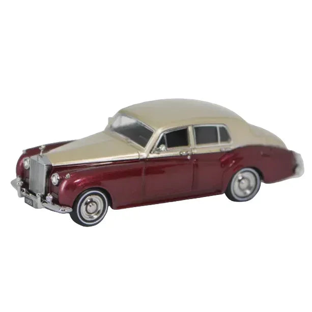Premium scale diecast model car – Rolls Royce Silver Cloud 1955, 1:64 Scale (Burgundy & Beige) Collectible