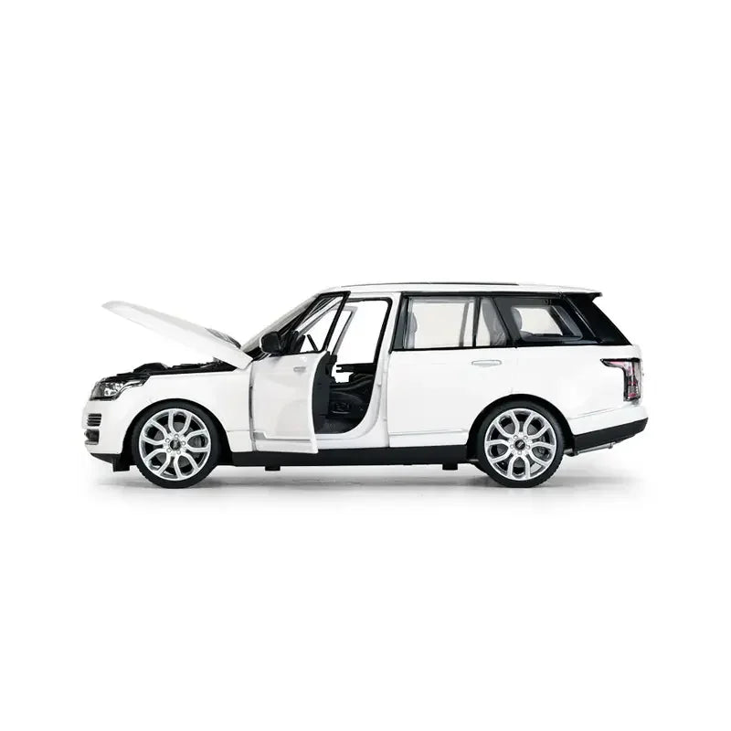 Premium scale diecast model car – Land Rover Range Rover, 1:24 Scale (White) Collectible