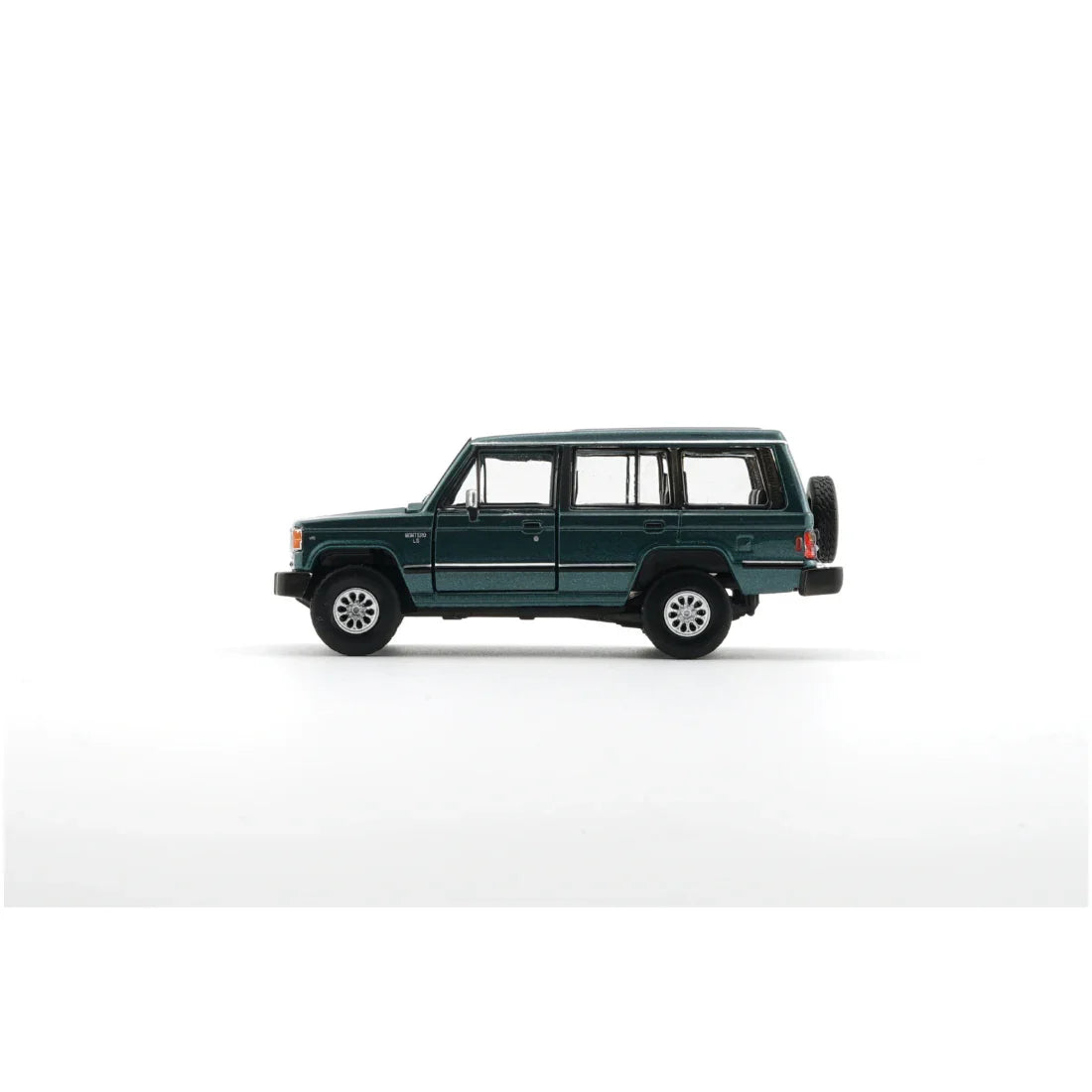 Mitsubishi 1st Gen Pajero 1983, 1:64 Scale (Green)