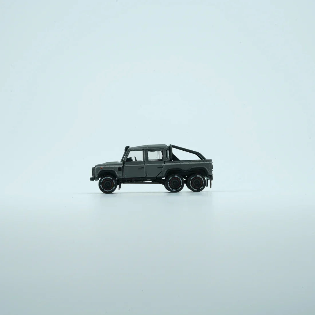 Premium scale diecast model car – Land Rover Defender 110 PickUp 6x6 Acc Pack 2016, 1:64 Scale (Dark Grey / Silver) Collectible