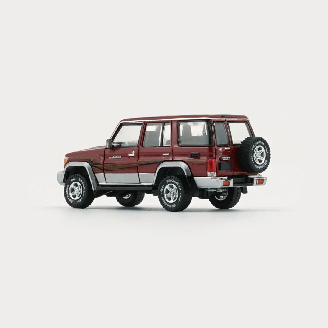 Premium scale diecast model car – Toyota Land Cruiser LC76, 1:64 Scale (Dark Red) Collectible