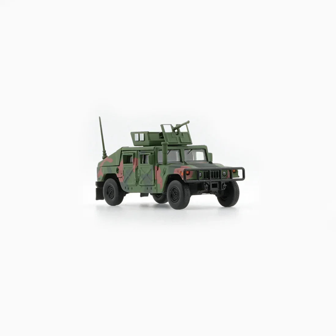 Premium scale diecast model car – Humvee 4-CT Woodlan Camo with Stand Plate, 1:64 Scale Collectible