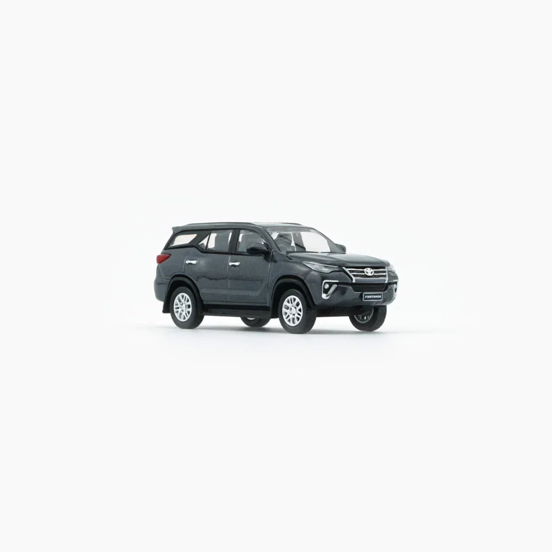 Premium scale diecast model car – Toyota Fortuner 2018, 1:64 Scale (Silver) Collectible