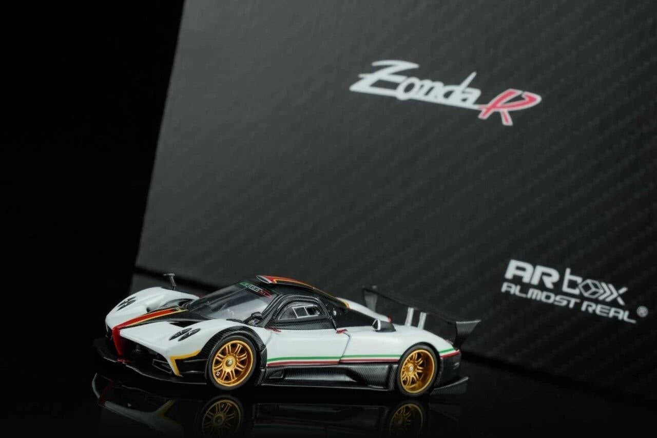 Premium scale diecast model car – *HEC 2026* Pagani Zonda R, 1:64 Scale (White) Collectible