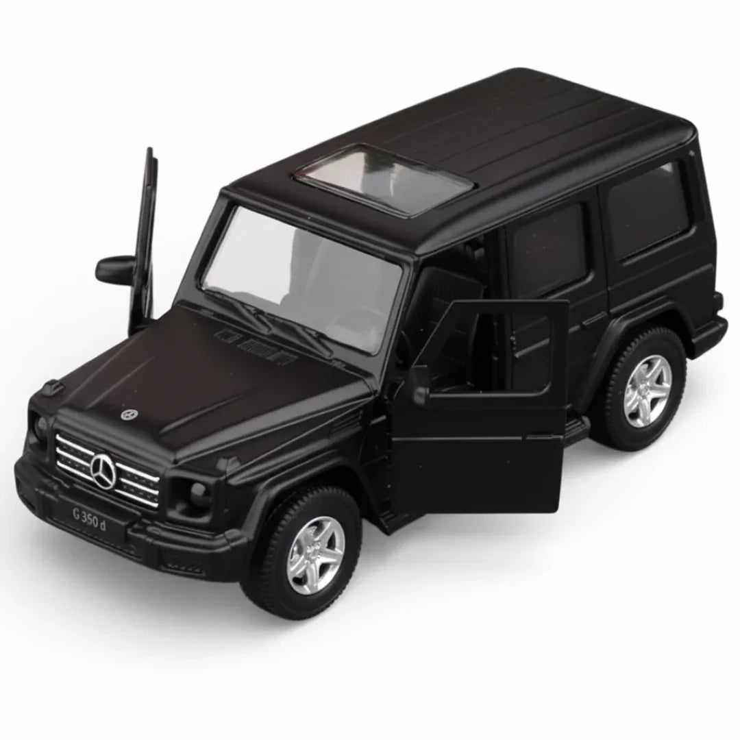 Premium scale diecast model car – Mercedes-Benz G350d, 1:43 Scale (Black) Collectible