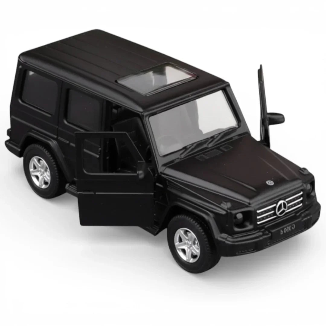 Premium scale diecast model car – Mercedes-Benz G350d, 1:43 Scale (Black) Collectible