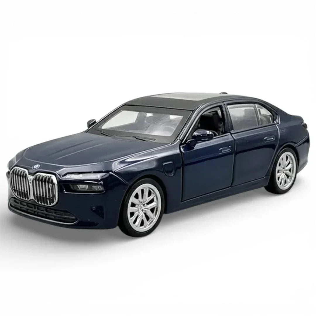Premium scale diecast model car – BMW I7, 1:43 Scale (Blue) Collectible