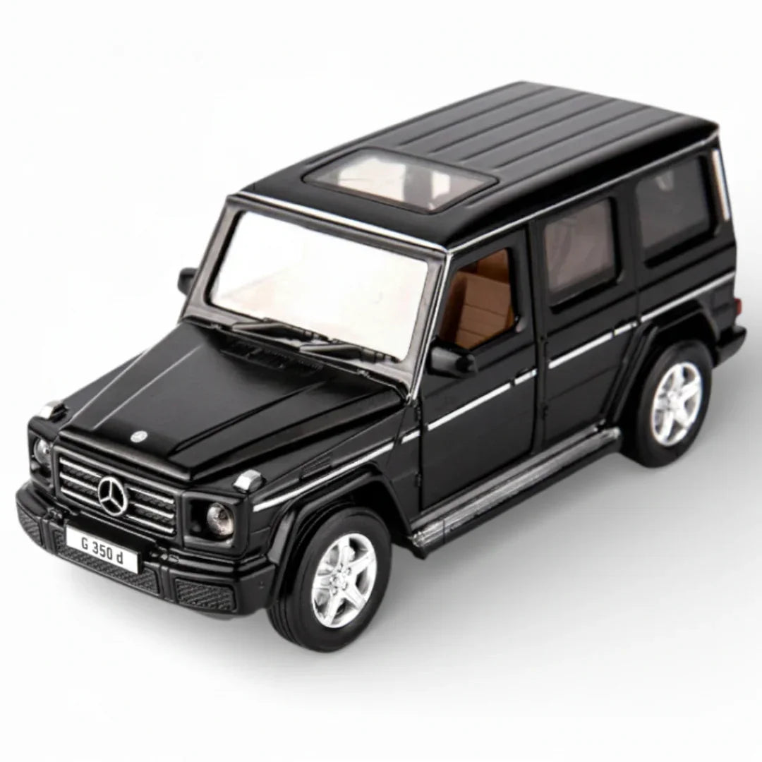 Premium scale diecast model car – Mercedes-Benz G 350 d, 1:32 Scale (Black) Collectible