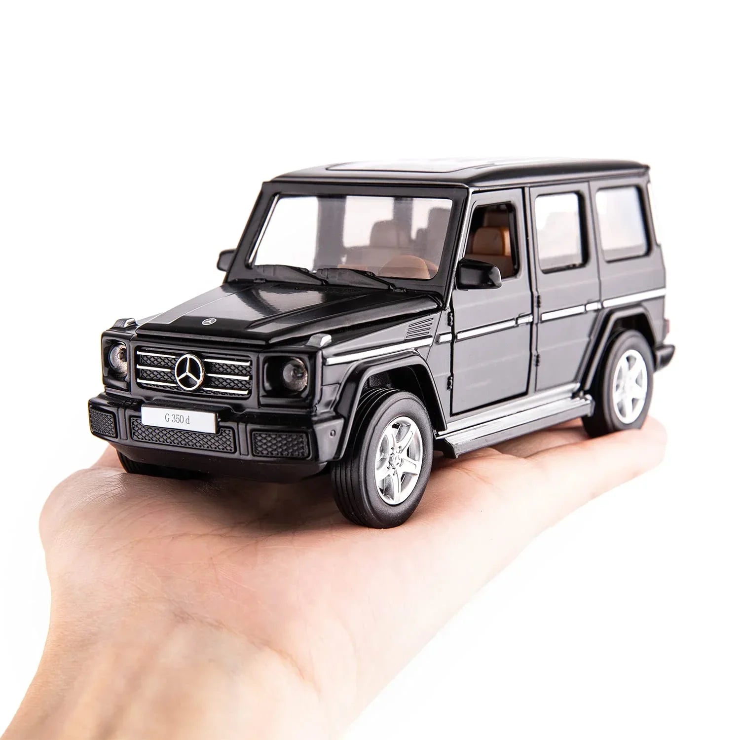 Premium scale diecast model car – Mercedes-Benz G 350 d, 1:32 Scale (Black) Collectible