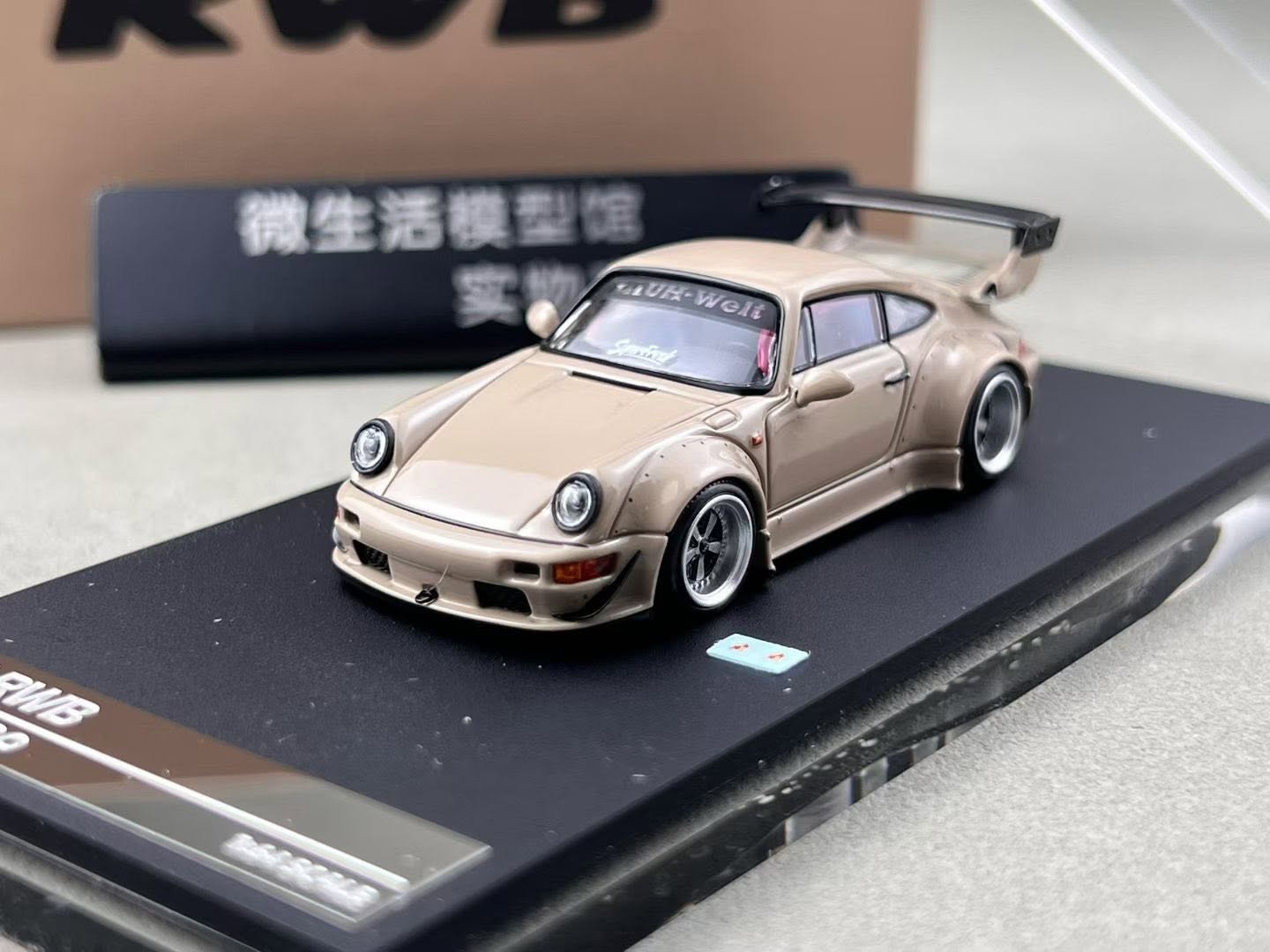 RWB 964 Porsche, Champagne Gold (Global Release)