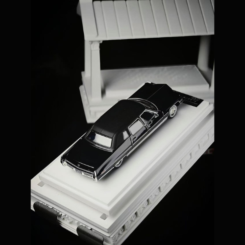 Premium scale diecast model car – *HEC 2026* Cadillac Fleetwood 75, 1:64 Scale (Black) Collectible