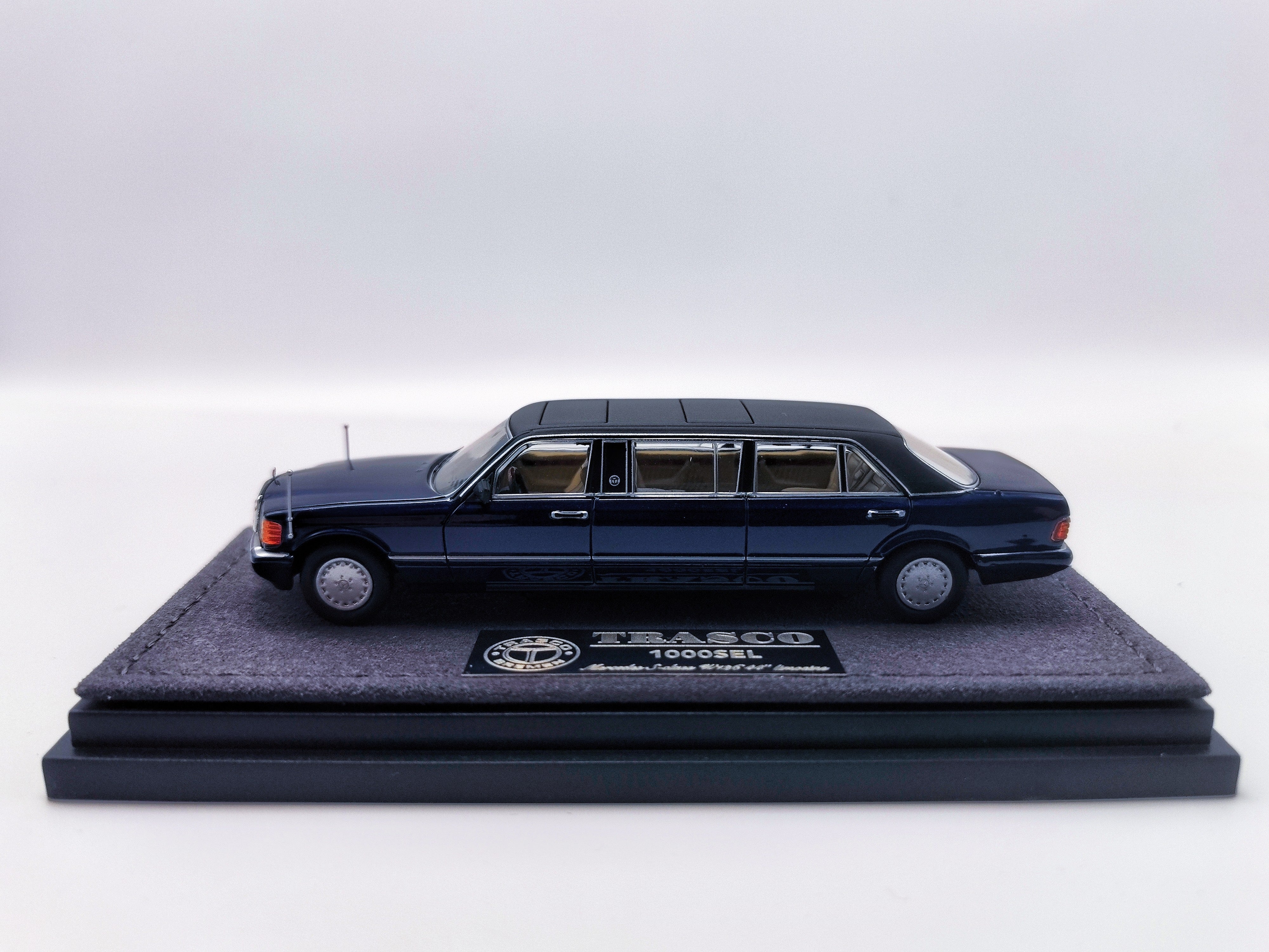 Premium scale diecast model car – *HEC 2026* Mercedes S-Class W126 44" Limosine Trasco 1000SEL, 1:64 Scale (Blue) Collectible