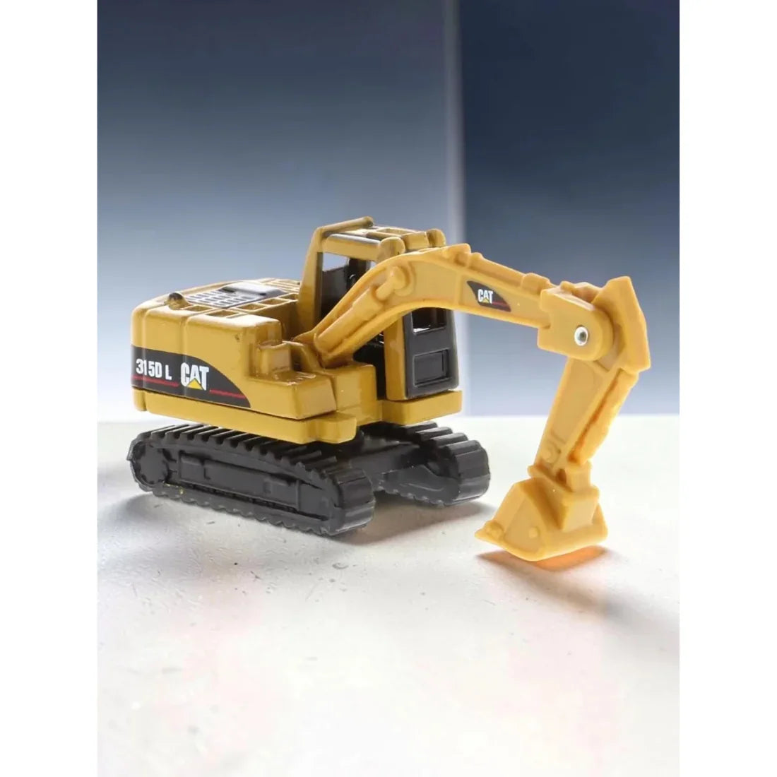 Premium scale diecast model Trailer – 351D L Excavator, 1:64 Scale (Yellow) Collectible