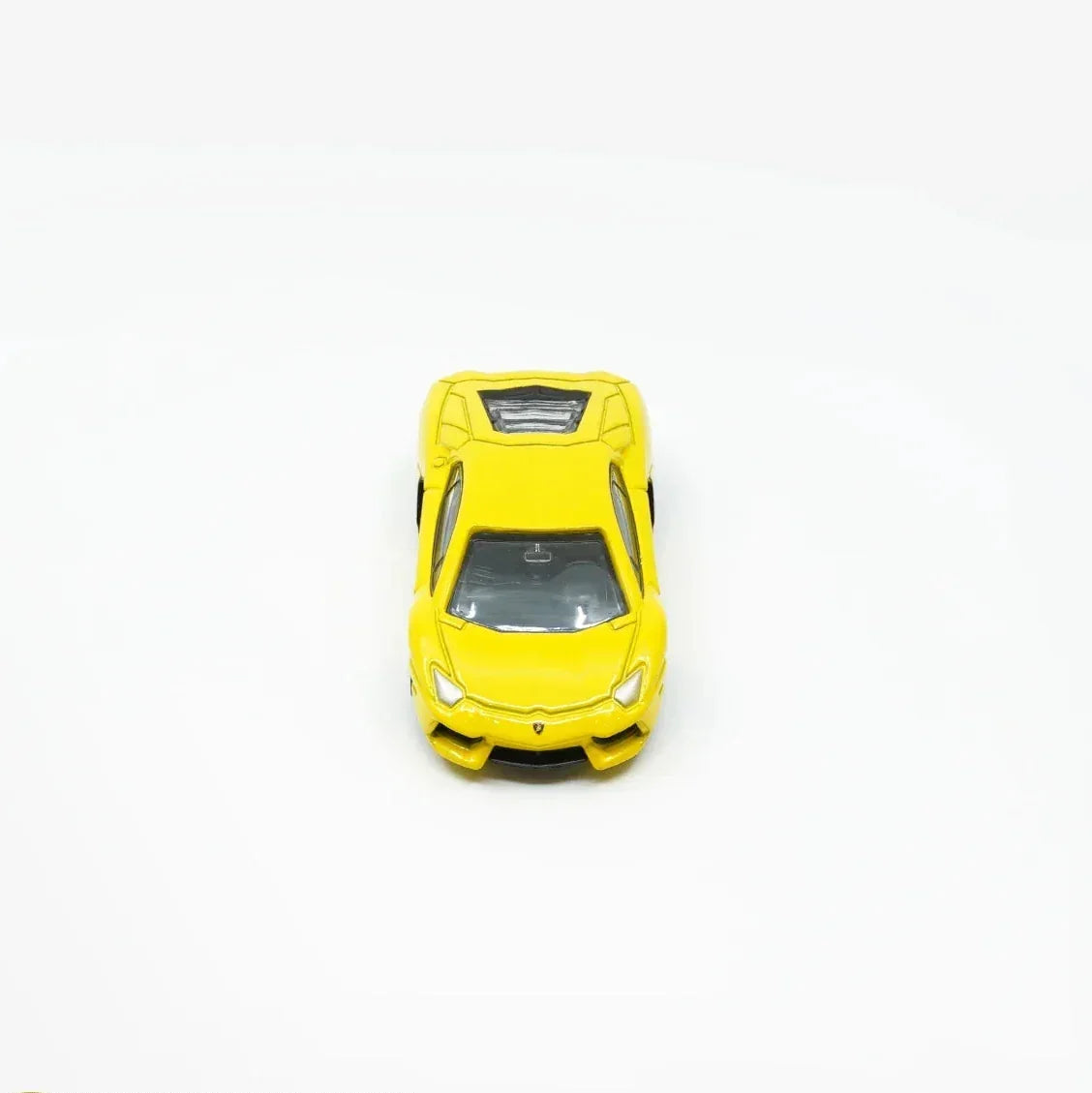 Premium scale diecast model car – Tomica (Asia Original) A0-03 Lamborghini Aventador LP 700-4, 1:68 Scale (Yellow) Collectible