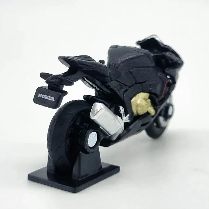 Premium scale diecast model car – Tomica No.04 Honda CBR 1000RR, 1:32 Scale (Black) Collectible