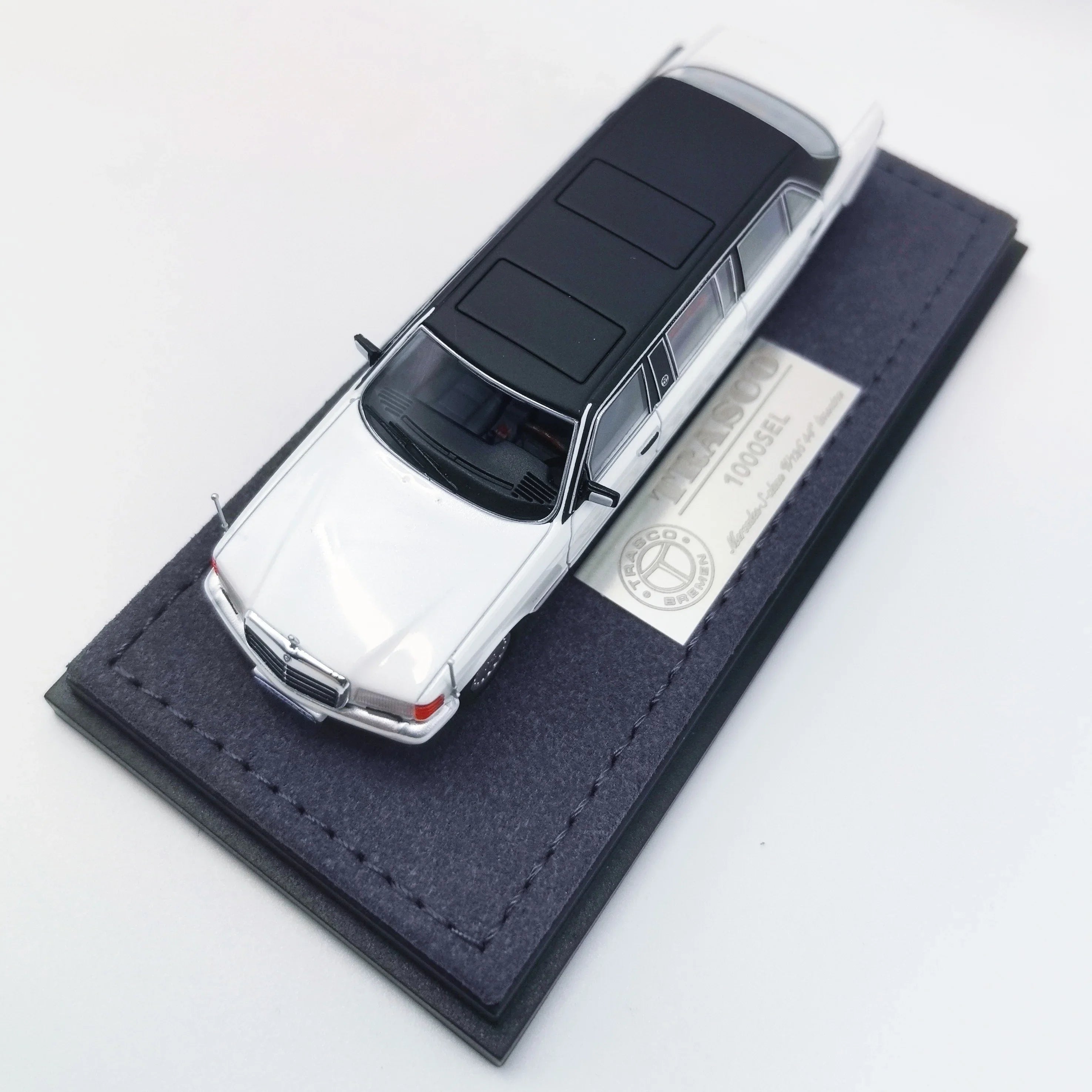 Premium scale diecast model car – *HEC 2026* Mercedes S-Class W126 44" Limosine Trasco 1000SEL, 1:64 Scale (White) Collectible