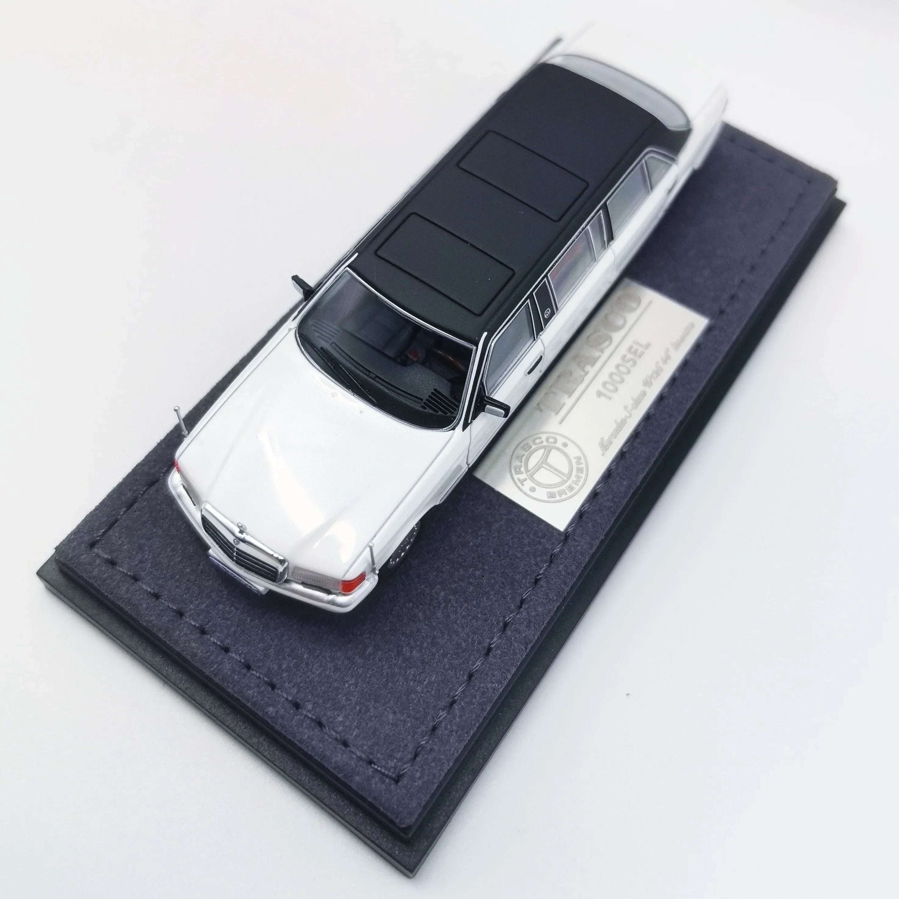 Premium scale diecast model car – *HEC 2026* Mercedes S-Class W126 44" Limosine Trasco 1000SEL, 1:64 Scale (White) Collectible