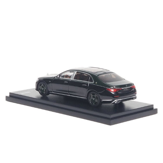 Premium scale diecast model car – Mercedes-Benz Maybach S 680 V12 Edition - 2025, 1:64 Scale (Olive Metallic / Obsidian Black) Collectible