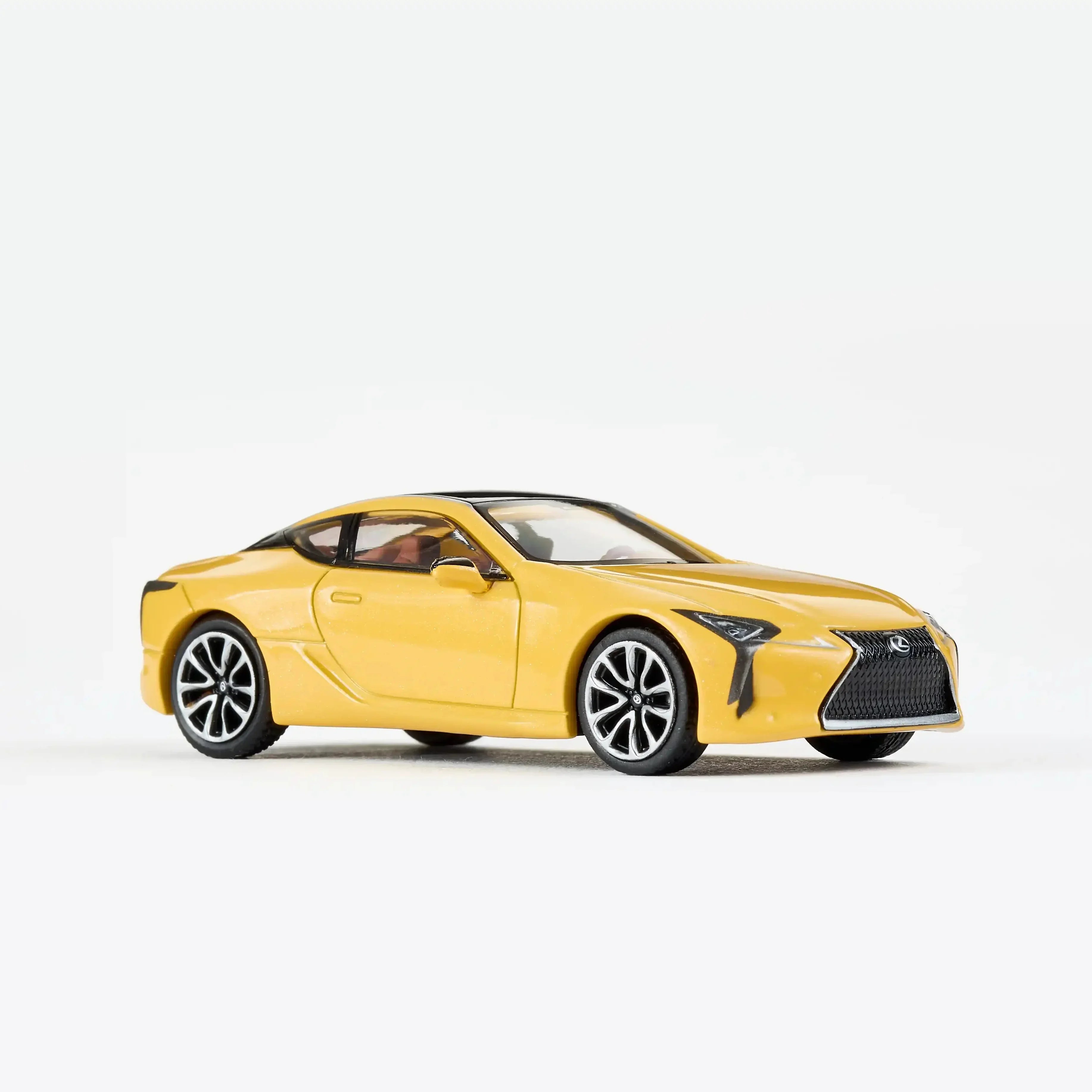 Premium scale diecast model car – Lexus LS 500H 2020, 1:64 Scale (Yellow) Collectible