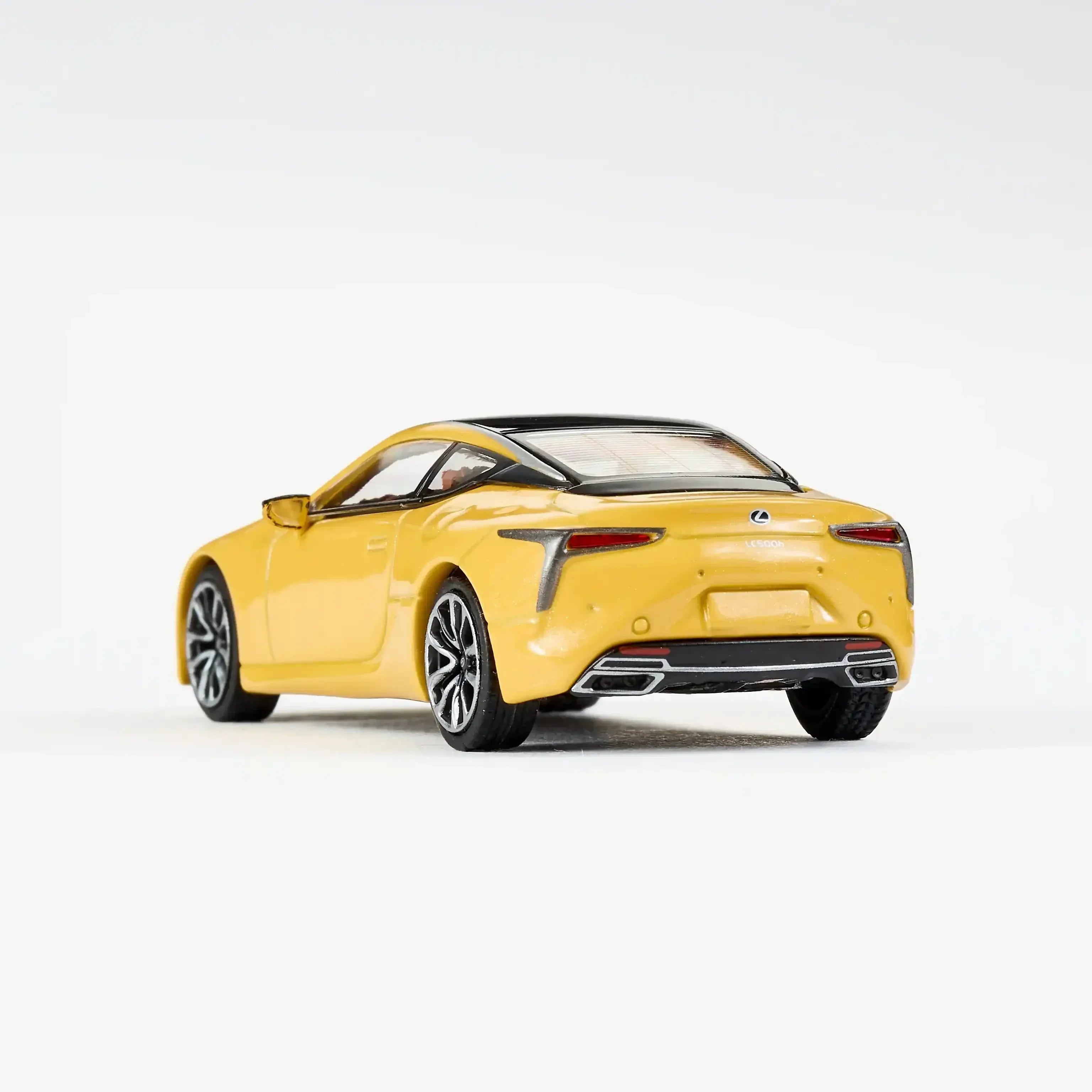 Premium scale diecast model car – Lexus LS 500H 2020, 1:64 Scale (Yellow) Collectible