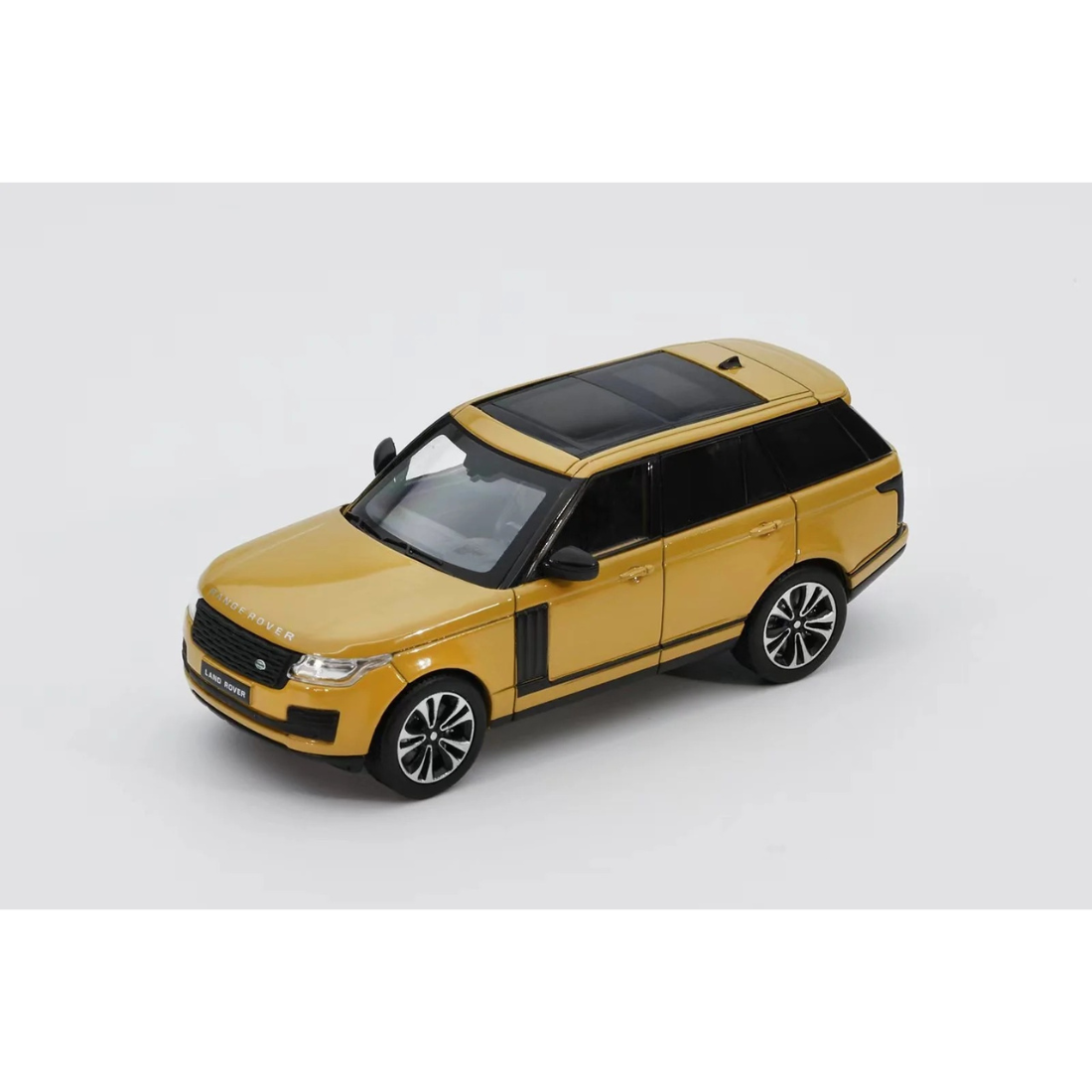 *PRE-ORDER* Land Rover Range Rover 2021, 1:64 Scale (Yellow)