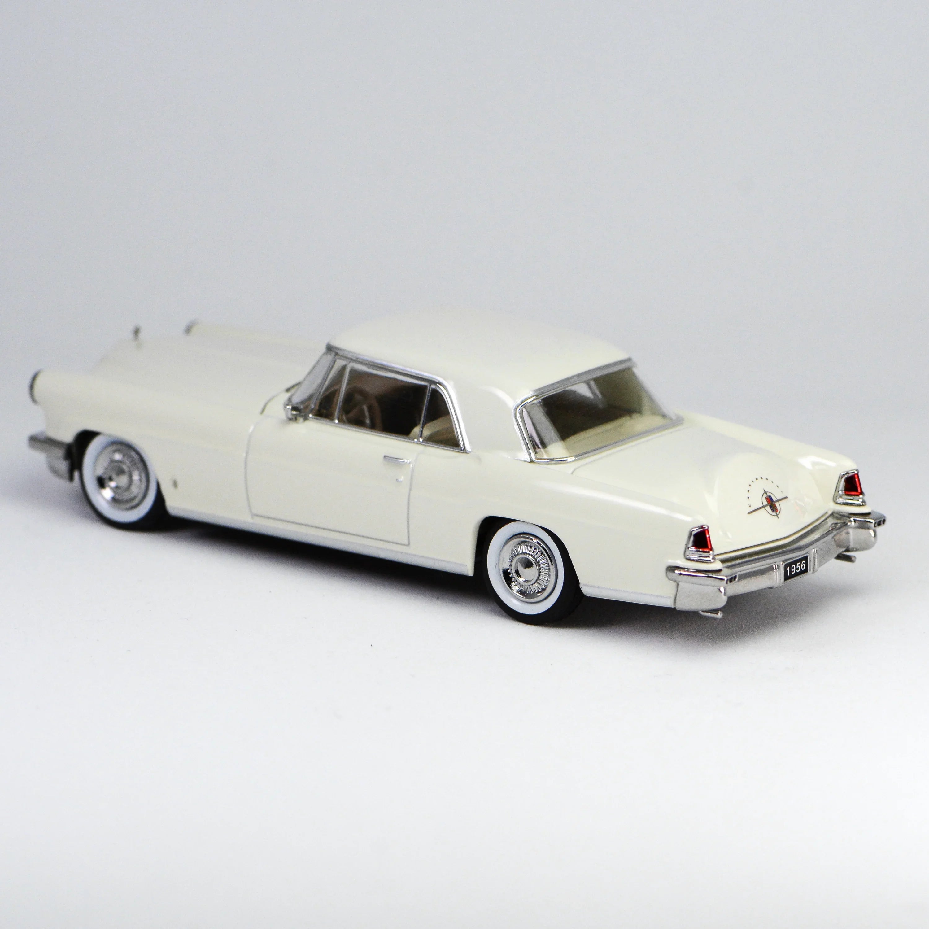 Premium scale diecast model car – *HEC 2026* Continental Mark II Elvis Presley's 1956, 1:64 Scale (White) Collectible