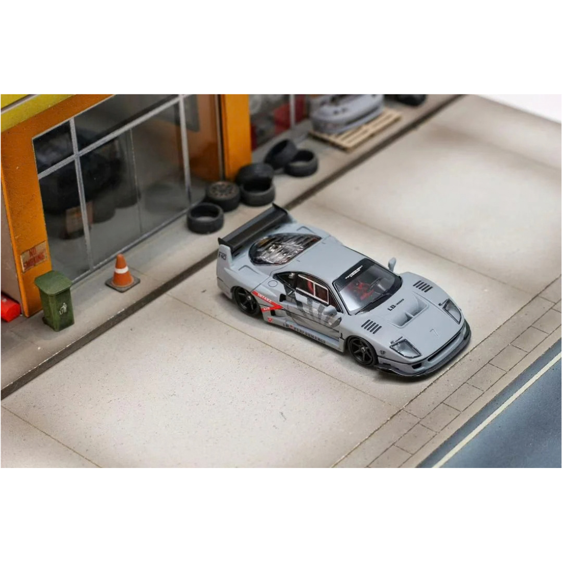 LBWK F40 (Limited to 499), 1:64 Scale (Grey)