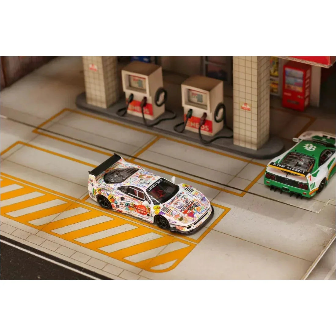 Premium scale diecast model car – LBWK F40 (Limited Edition to 499), 1:64 Scale Collectible