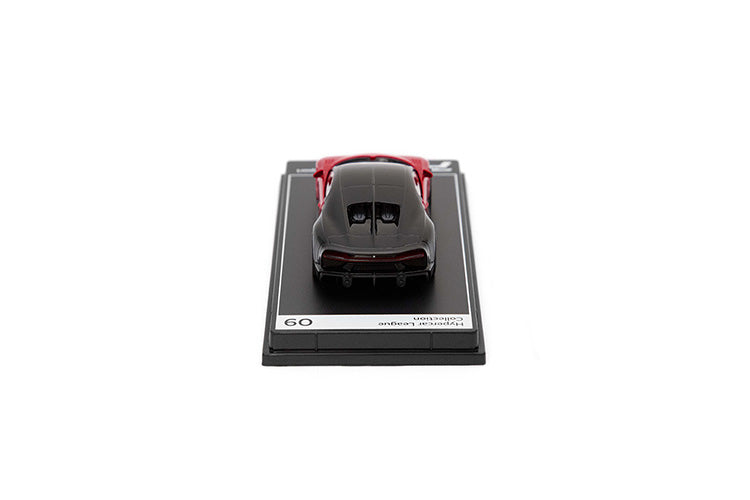 Premium scale diecast model car – Bugatti Chiron Supersport, 1:64 Scale (Red) Collectible