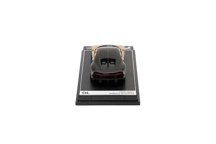 Premium scale diecast model car – Bugatti Chiron Supersport, 1:64 Scale ( Silk & Nocturne Black) Collectible