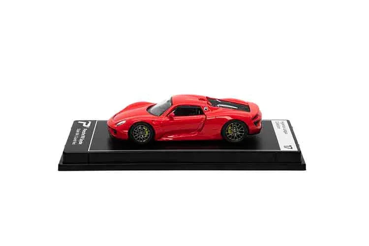 Premium scale diecast model car – Porsche 918 Spyder, 1:64 Scale (Red) Collectible