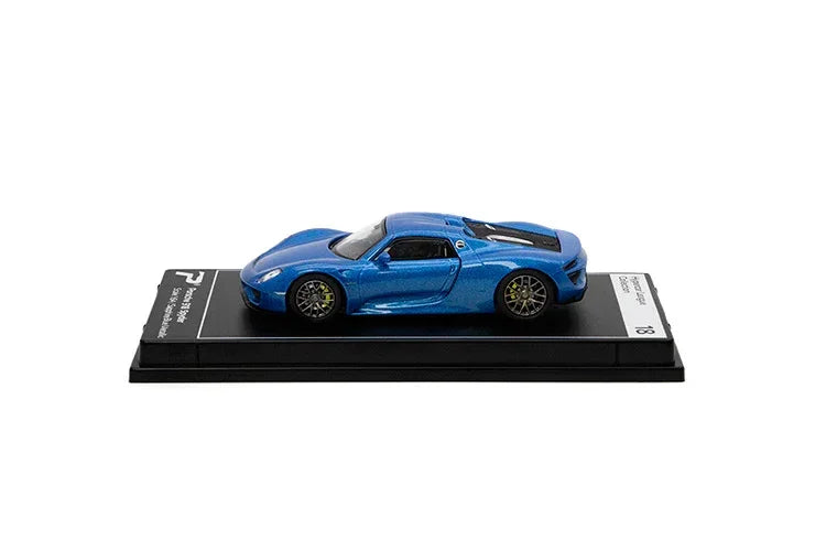 Premium scale diecast model car – Porsche 918 Spyder, 1:64 Scale (Blue) Collectible