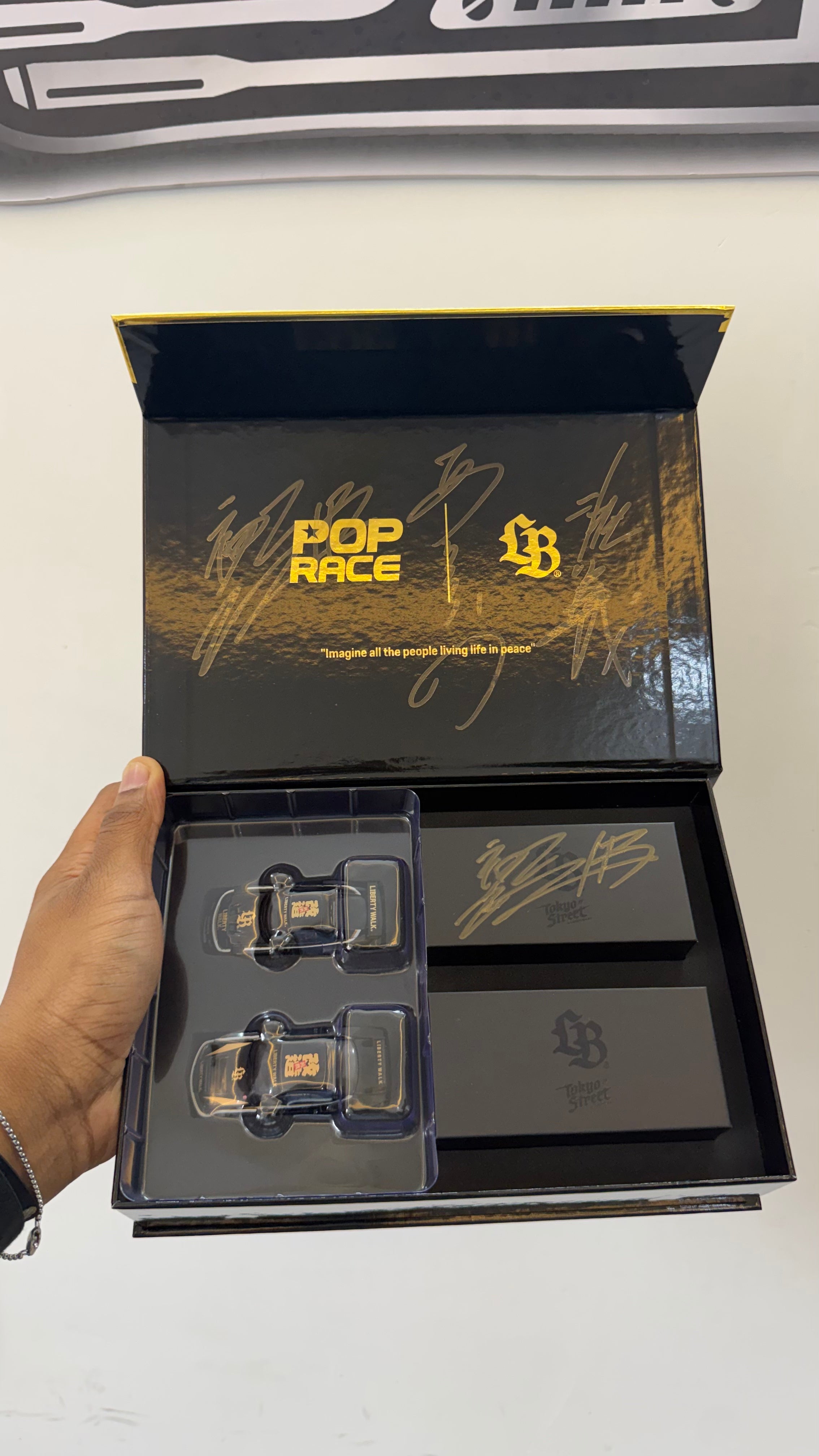 *HKTCS* LB SILHOUTE 2 Car Set (Wataru Kato Signed-Multiple), 1:64 Scale