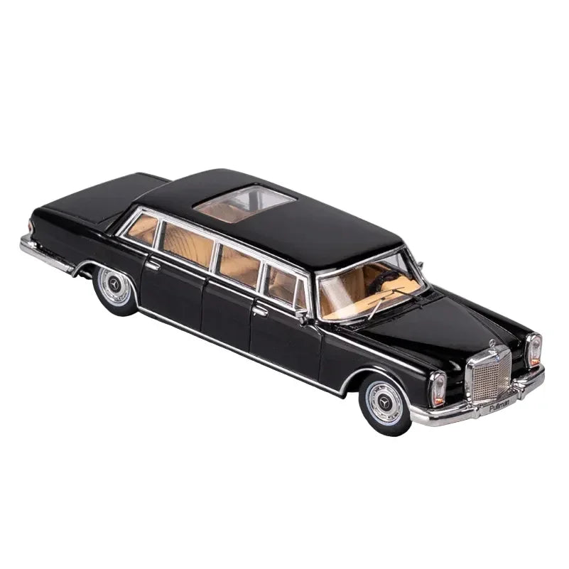 Premium scale diecast model car – Mercedes-Benz 600 Pullman Limousine No.33, 1:64 Scale (Black) Collectible