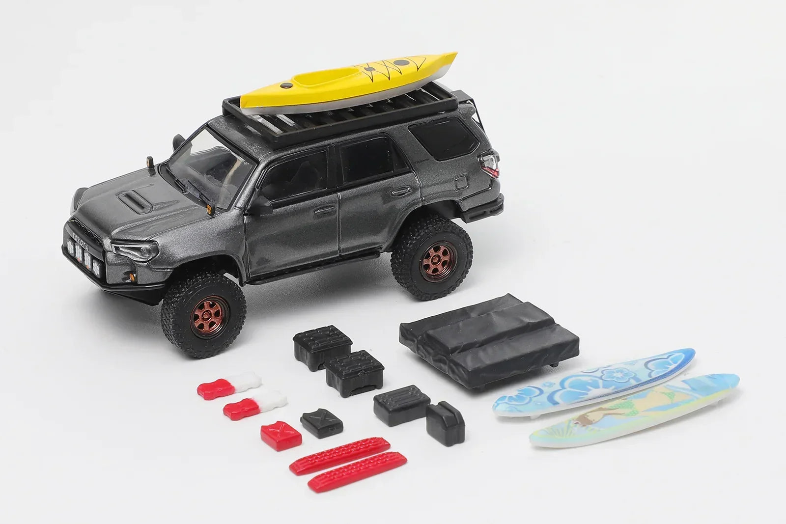 Premium scale diecast model car – Toyota 4Runner Pre Runner with accessories LHD, 1:64 Scale (Black) Collectible