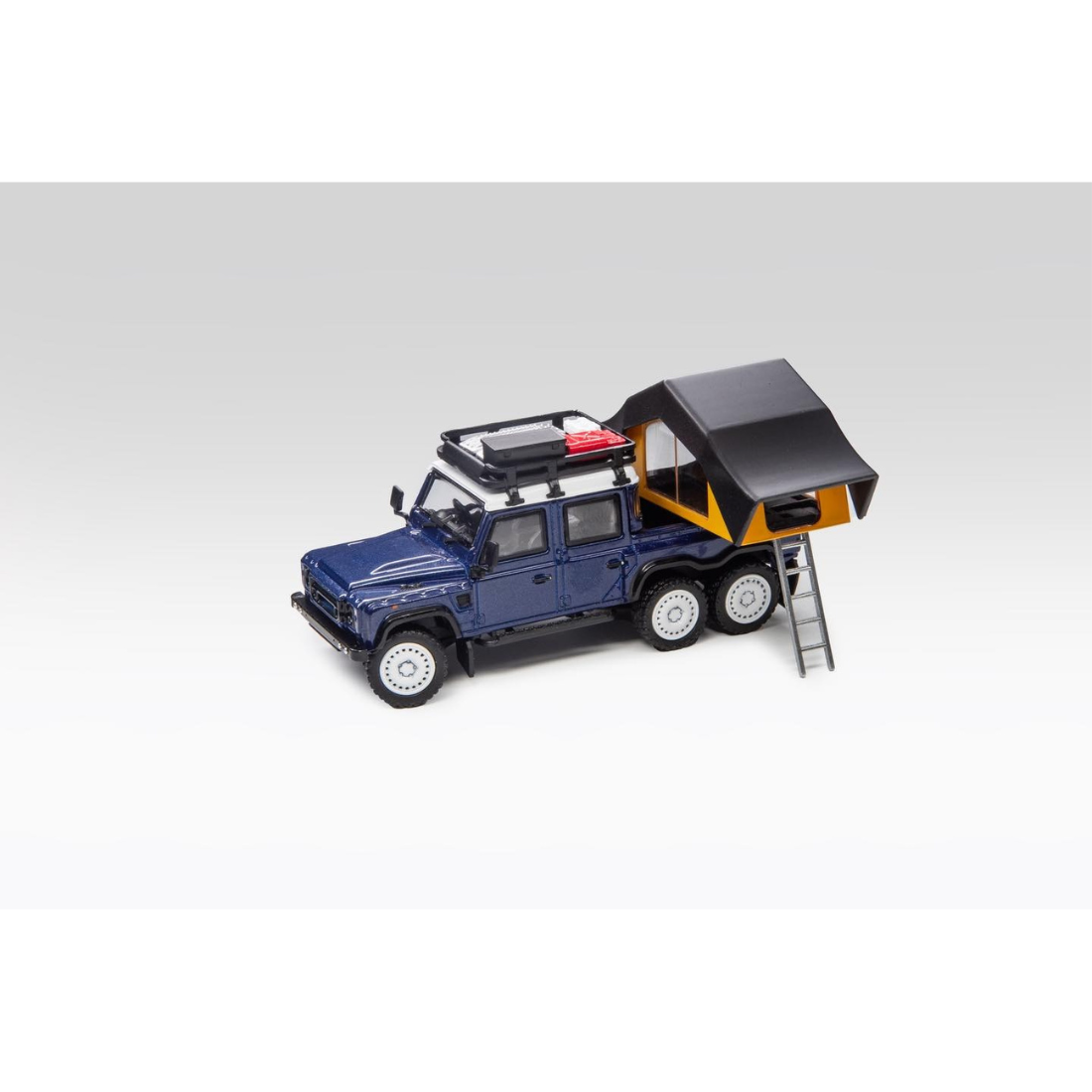 *PRE-ORDER* Defender 6x6 with Accessories, 1:64 Scale (Blue)