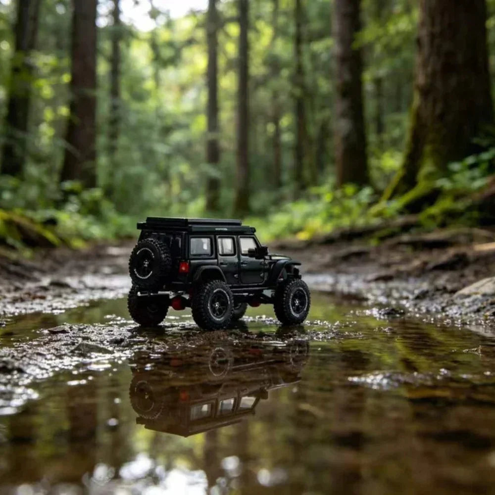 Premium scale diecast model car – Jeep Wrangler - LHD 2024,1.64 Scale (Black) Collectible